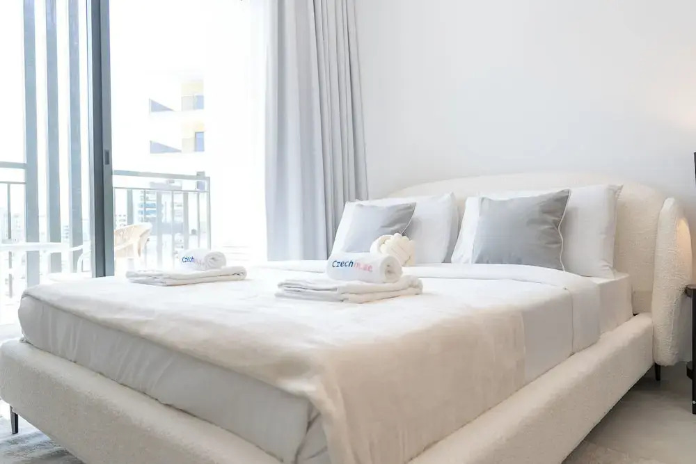 TOP Location | Work and Chill near Miracle Garden