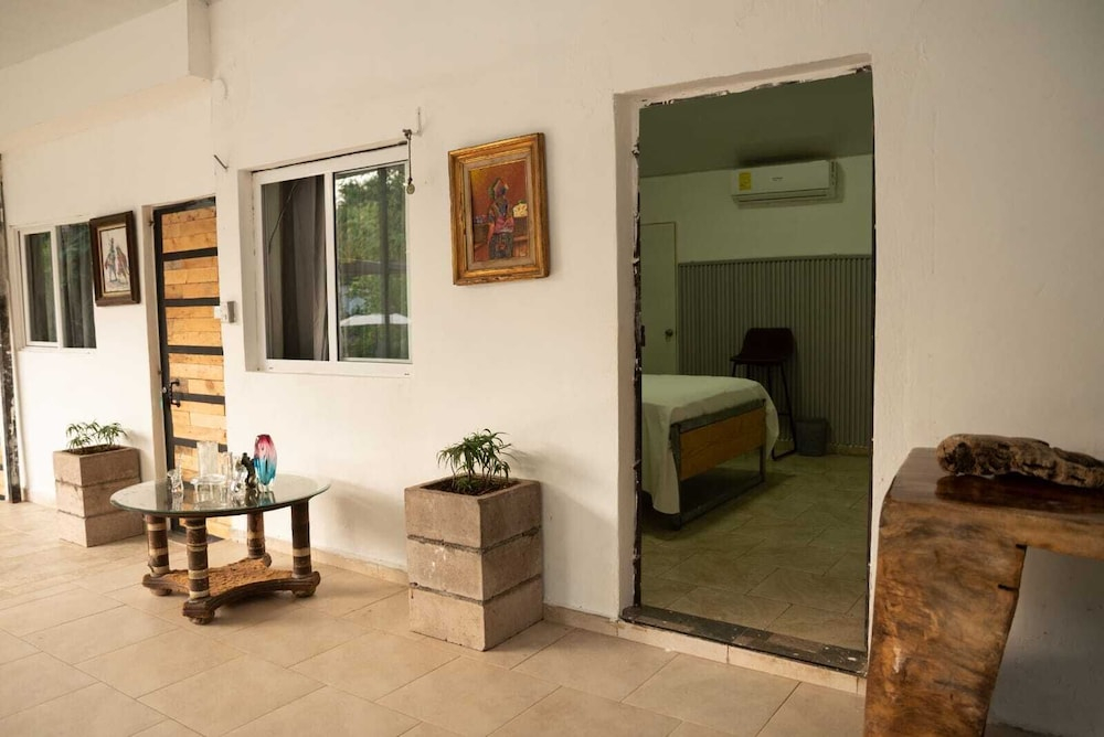 Amalfi Surf Lodge