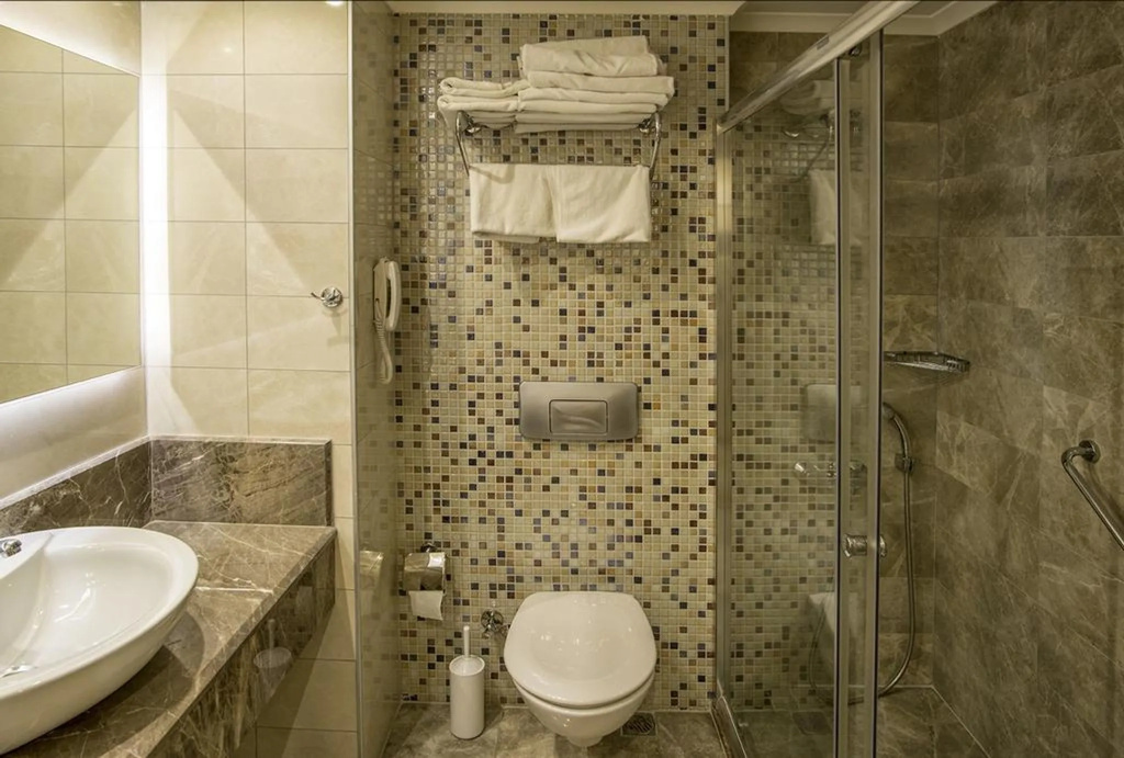 Riviera Hotel & Spa