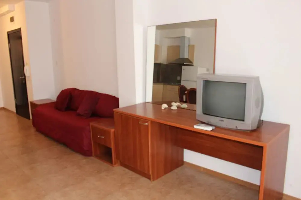 Robinson Beach Apartments