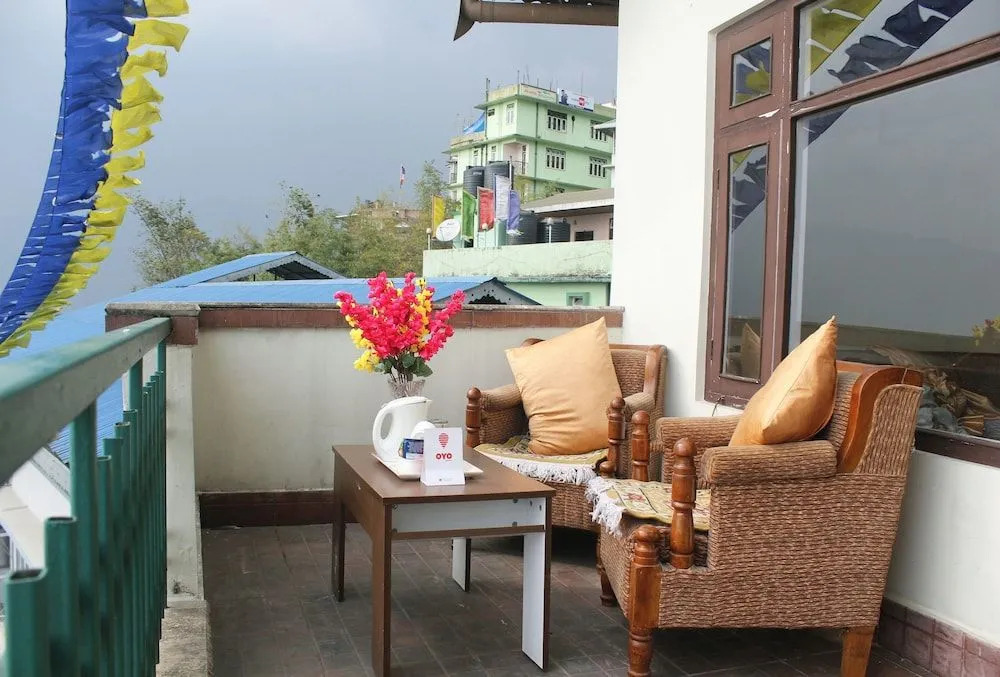 OYO 8701 Hotel Silk Route Residency