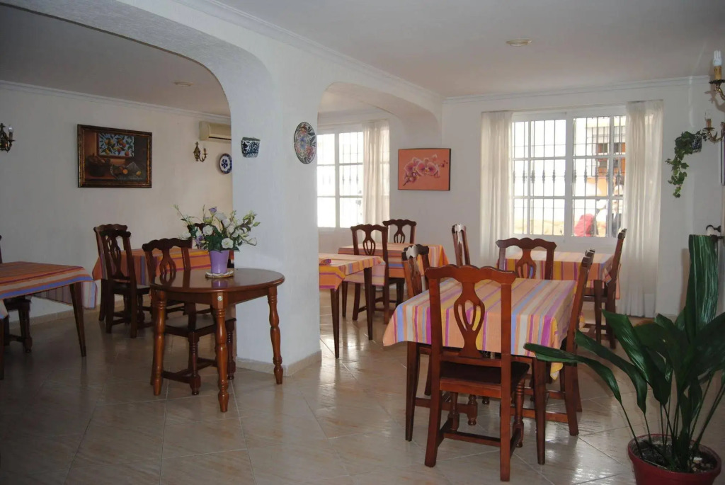 Hostal Italia