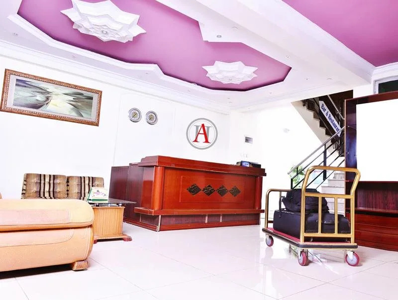 Adams Hotel