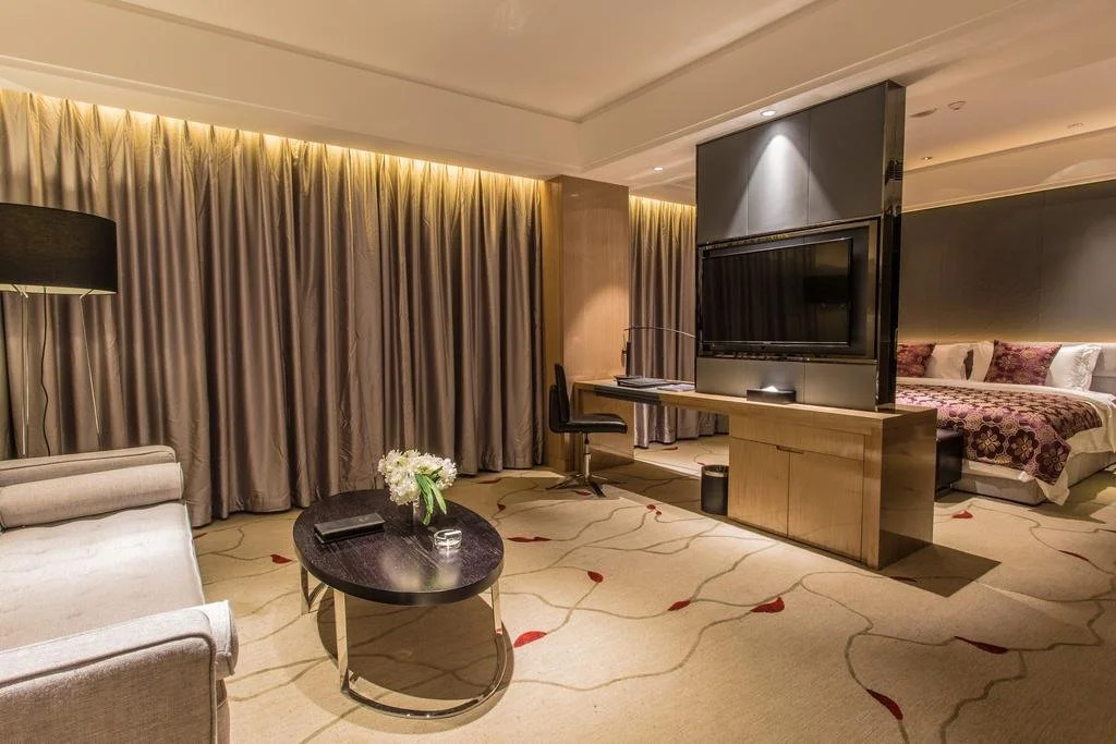 Excel Hotel