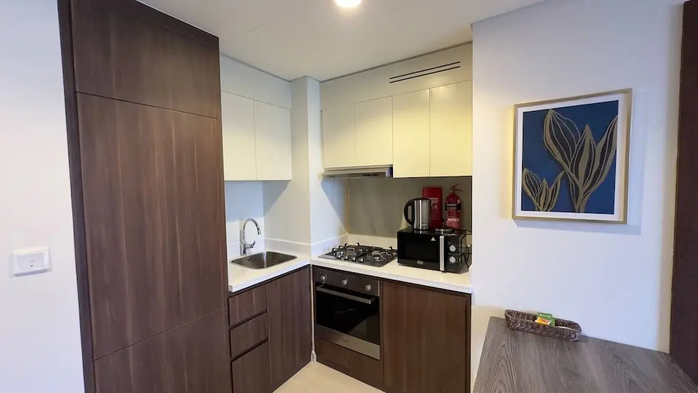 Mh - 2 Bhk Canal View Near Dubai Mall - Ref2516
