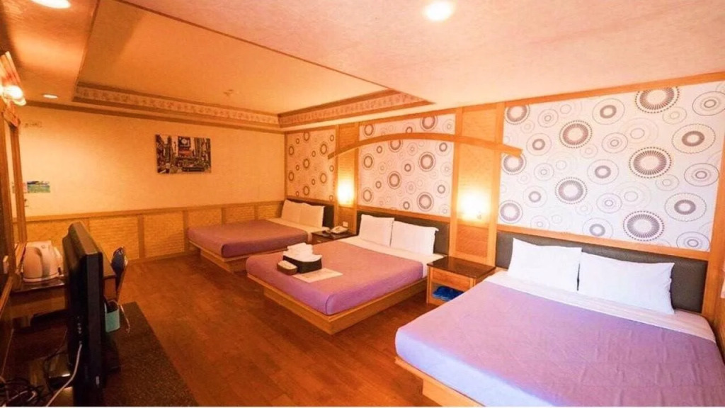 安尼赫時尚旅店 Anich Fashion Inn I 墾丁大街 I 親子遊戲區 I 停車位