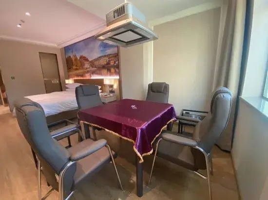 Vienna Hotel (Huizhou Boluo Futian Branch)