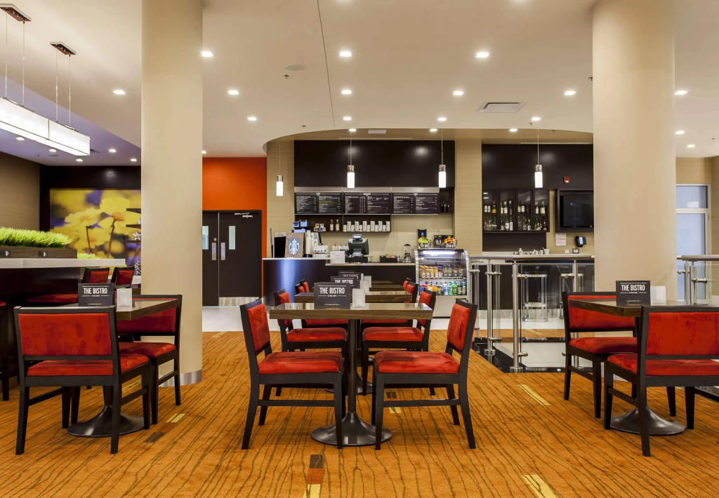 Courtyard by Marriott Montreal West Island/Baie D’Urfe