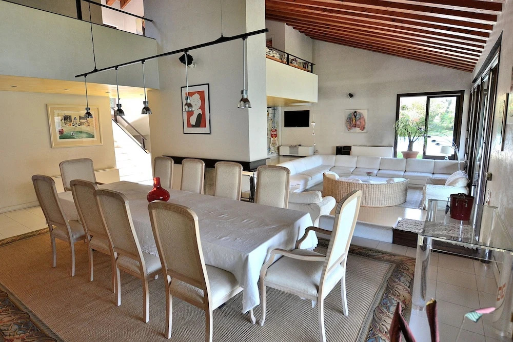 Villa Dismero