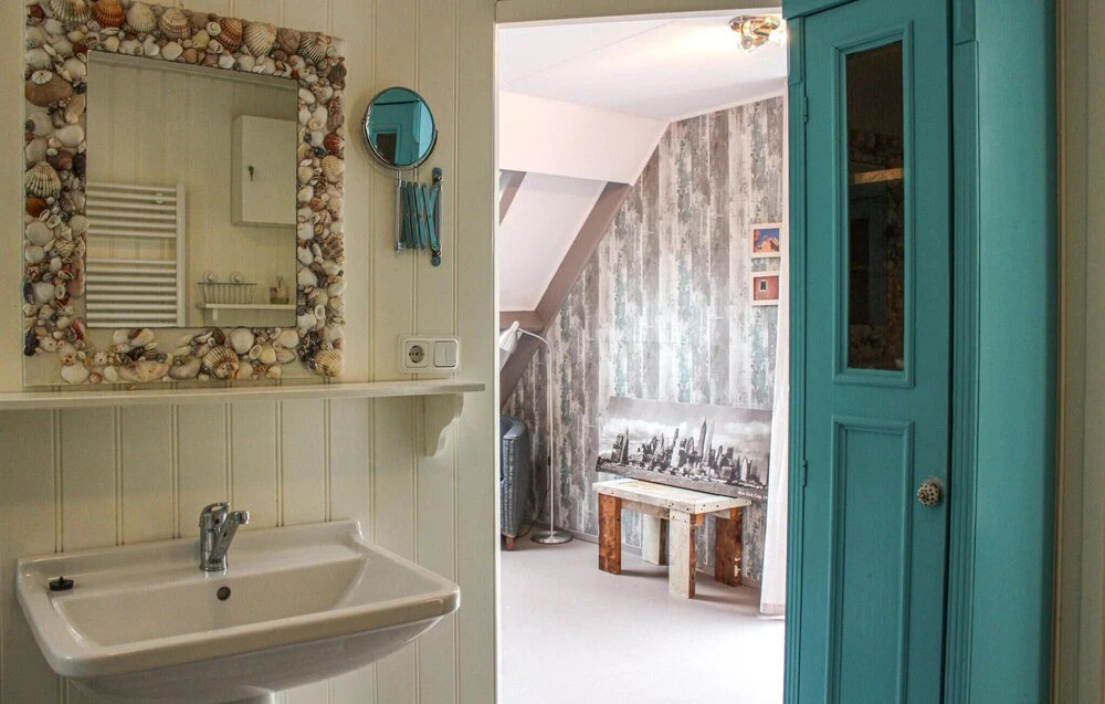 Amazing Home in Bruinisse With 2 Bedrooms, Sauna and Wifi