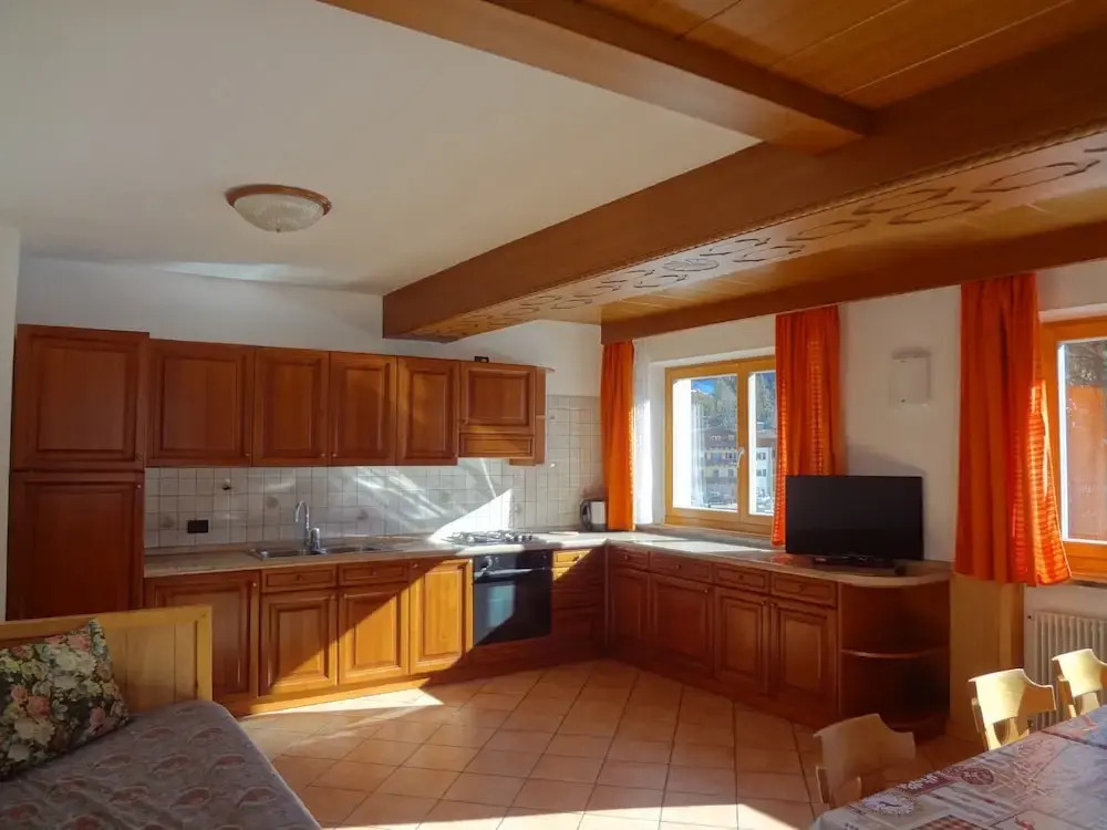 Ciasa Ramon & Bernard Apartments