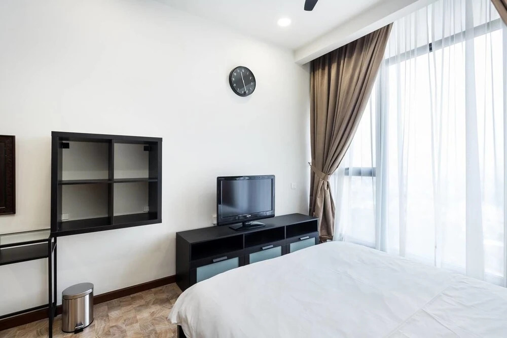 Luxurious Studio Suites @ Tun Razak
