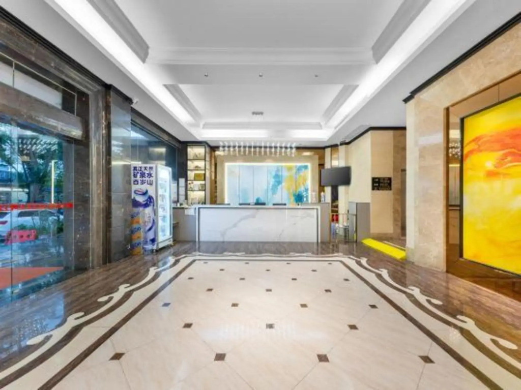 Jieyang Victoria Holiday Business Hotel