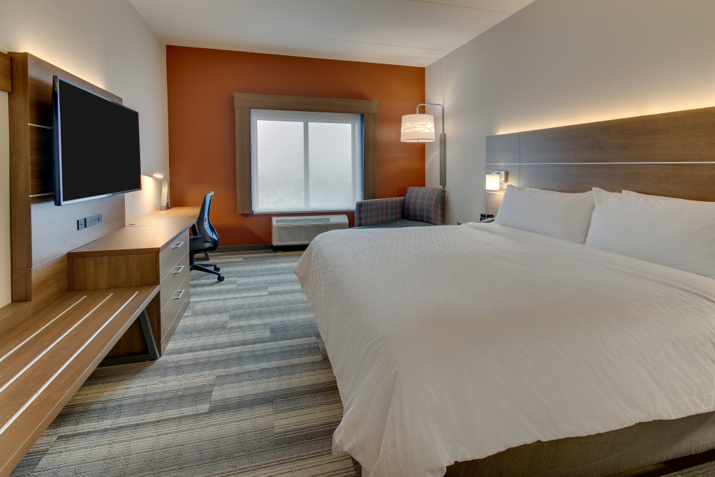 Holiday Inn Express & Suites - Nashville MetroCenter Downtown by IHG