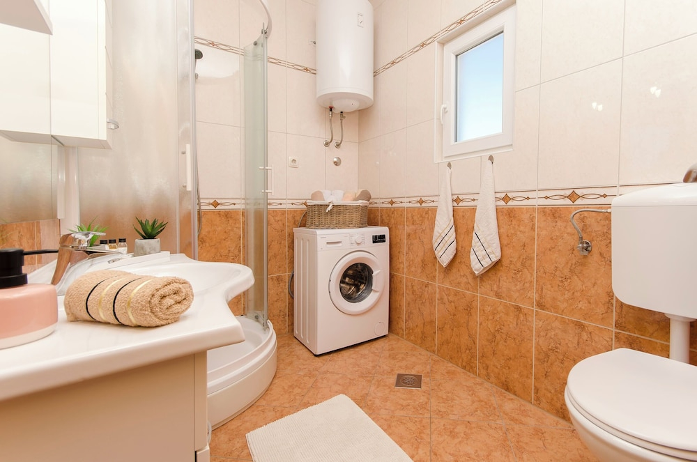 Apartmani Ana Juricev Vodice