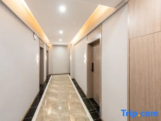 Zhaotong Ruiyi Hotel