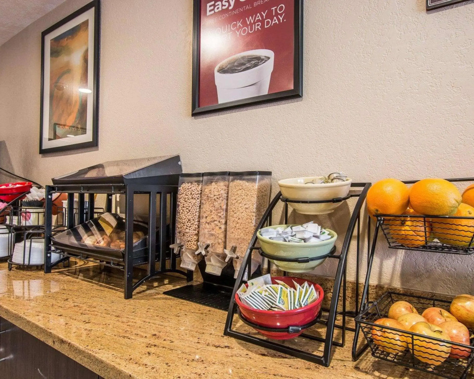 Econo Lodge Inn & Suites El Cajon San Diego East