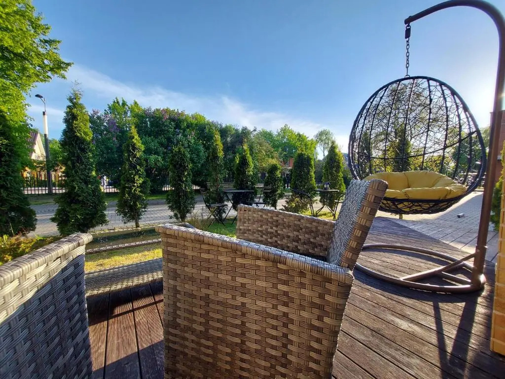 1st floor apartment, Center, with terrace, 7min to the sea