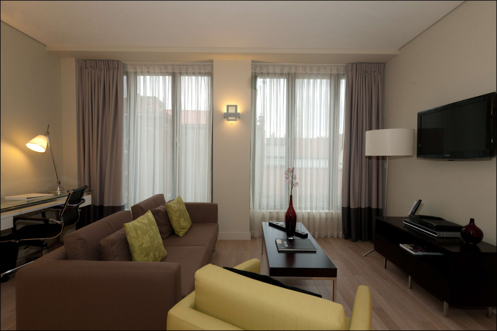 B-aparthotel Grand Place