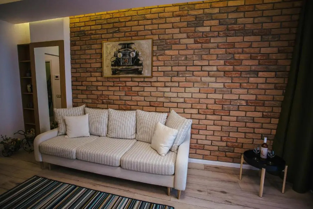 Briana Luxury Studio
