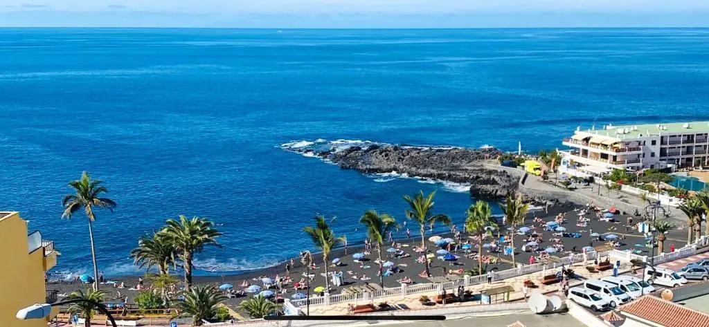 One bedroom appartement with sea view shared pool and balcony at Puerto de Santiago 1 km away from the beach