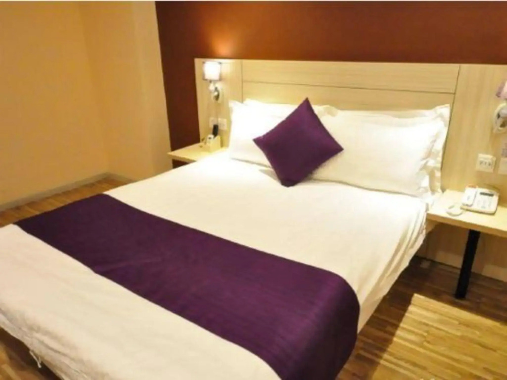 Tiandi Renhe Business Hotel Jinan Quancheng Square
