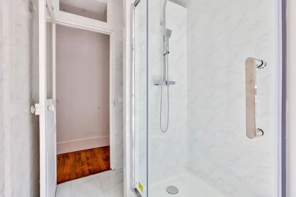 49 Pretty Flat In Menilmontant