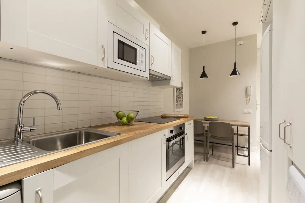 Aspasios Gracia Apartments