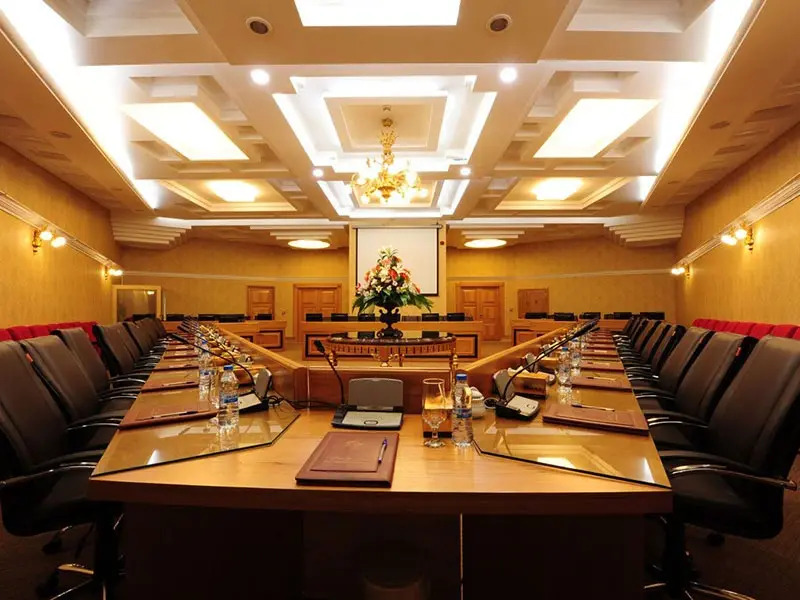 Ghasr Talaee Hotel