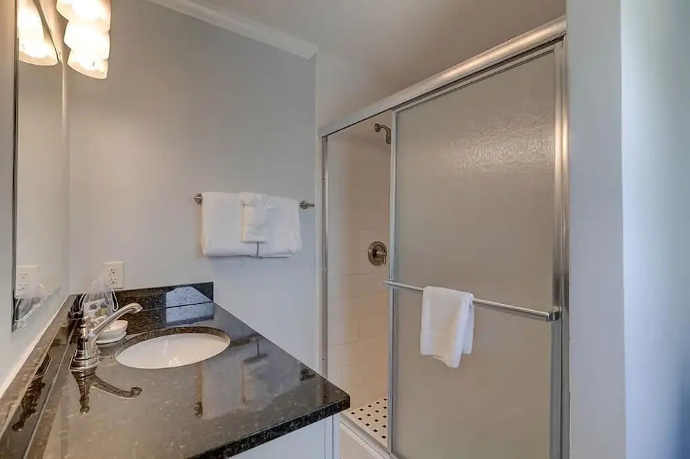 903 Ocean Boulevard
