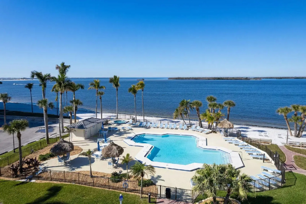 Resort Harbour Properties