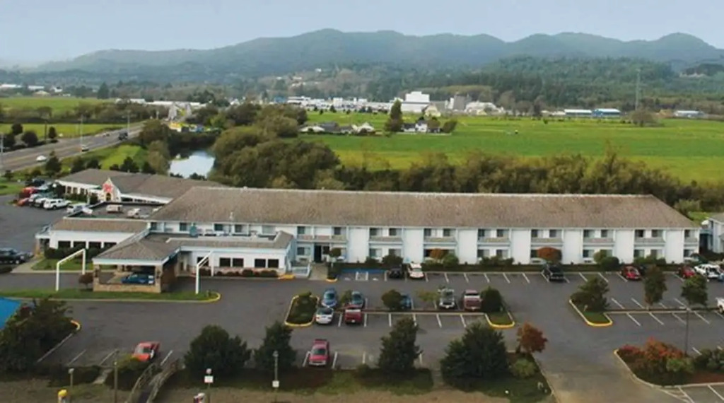 The Tillamook Inn