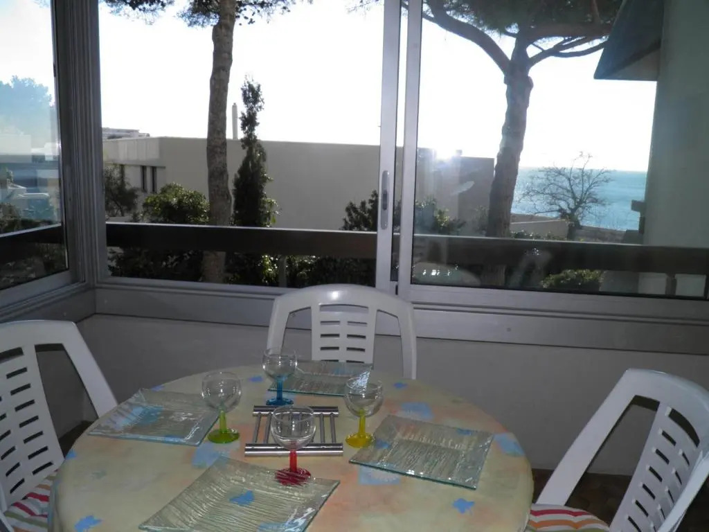 Appartement Sète, 1 pièce, 4 personnes - FR-1-338-324