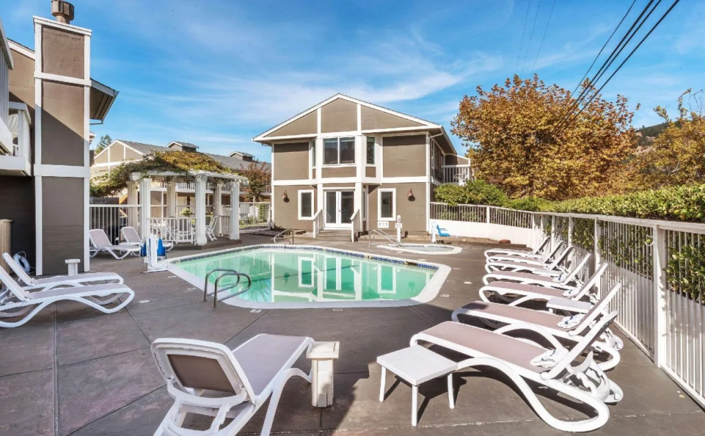 UpValley Inn & Hot Springs, an Ascend Collection Hotel
