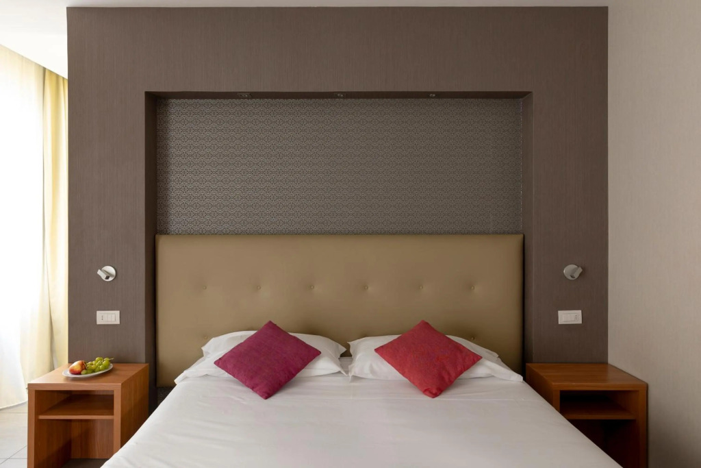 Napolitamo Hotel Medina