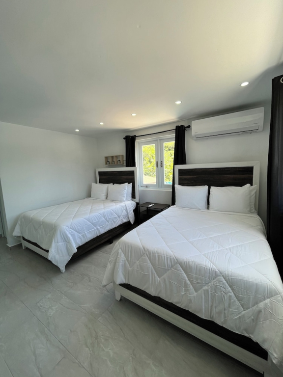 Oceanview Rooftop Escape & Pool