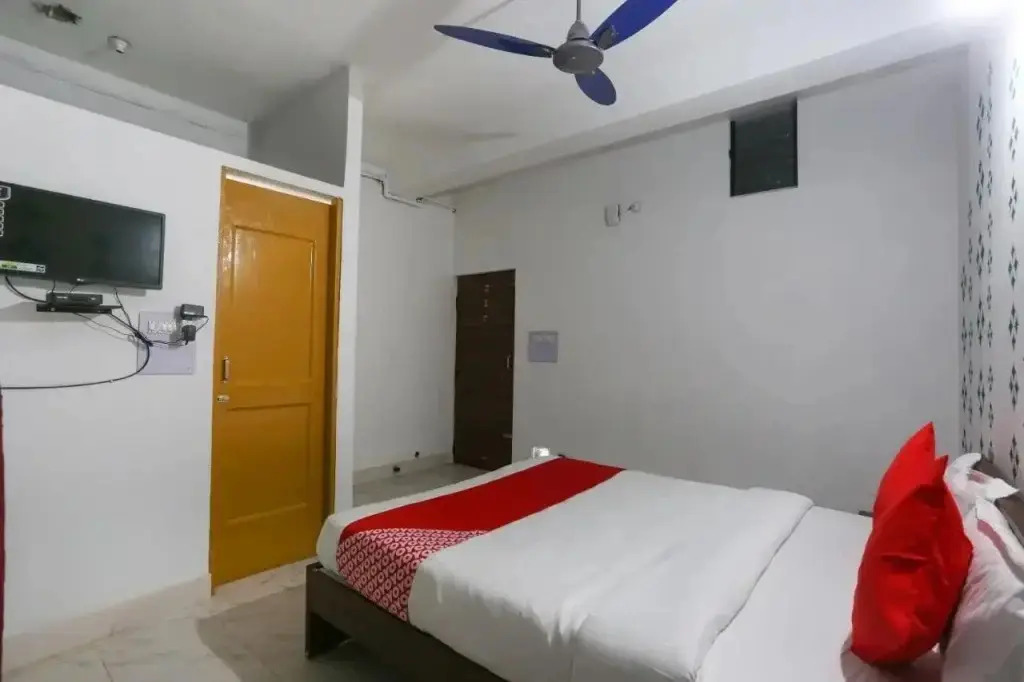 Piyush Residency by OYO Rooms