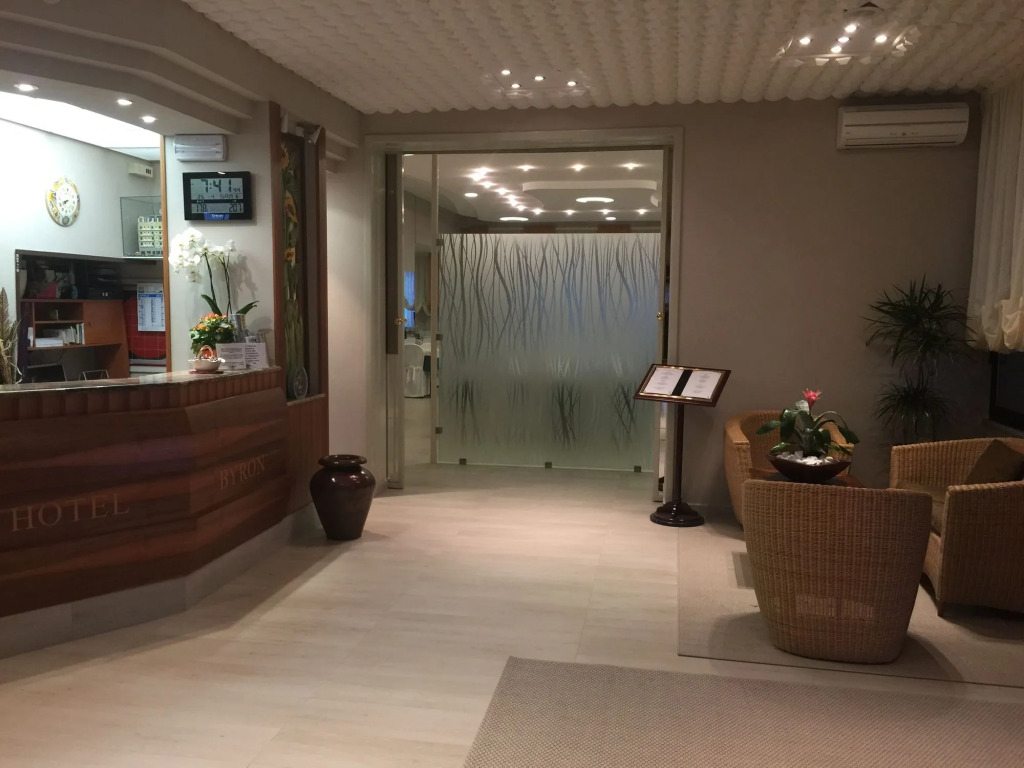 Hotel Byron