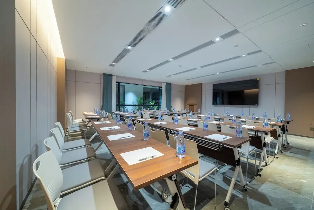 Yizhi Hotel - Guangzhou Shamian Island Huangsha Metro Station