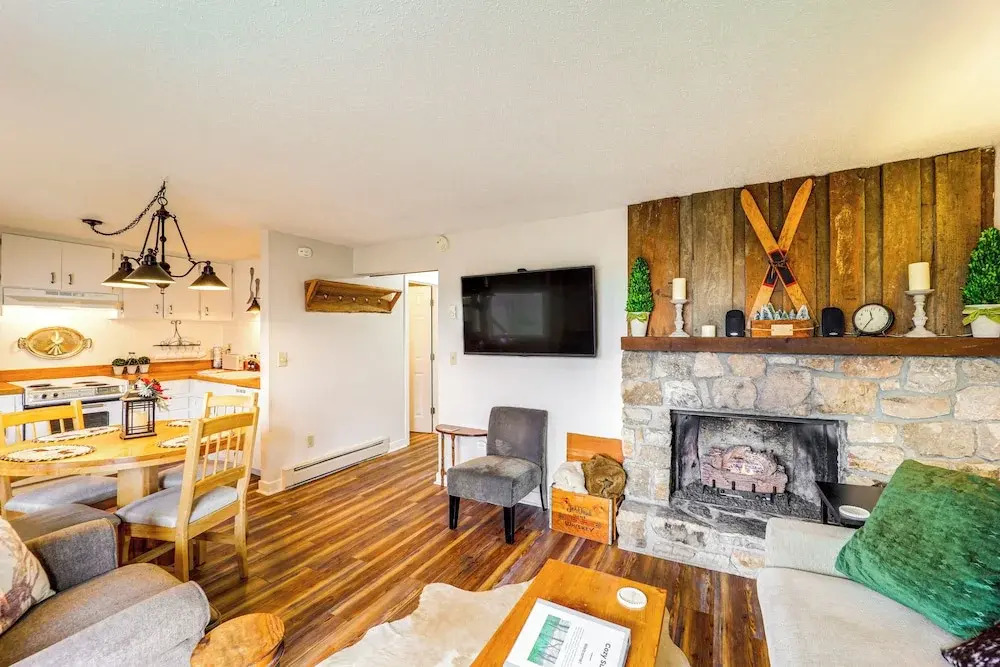 Hike, Sip & Stay Awhile! Sugar Mountain Getaway