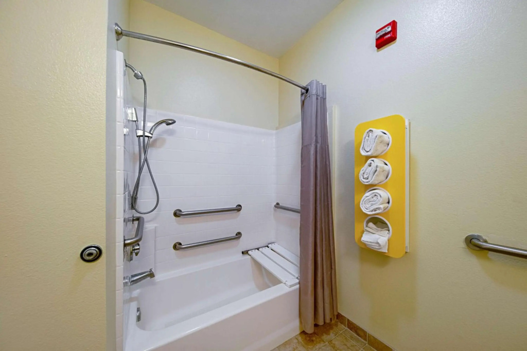 Motel 6-Rhome, TX