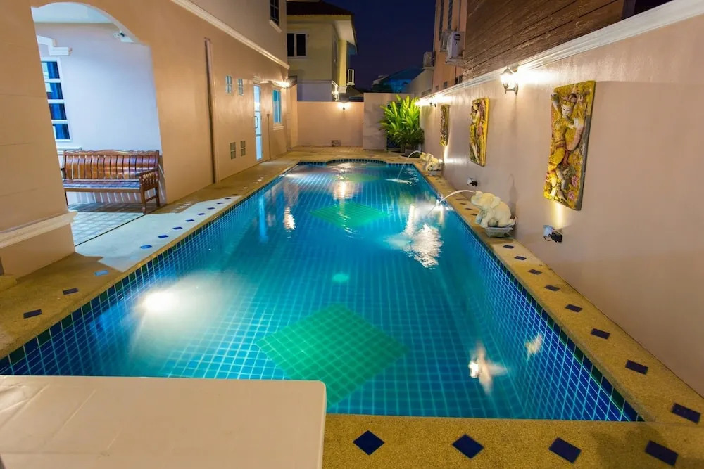 The Jomtien Modern Pool Villa