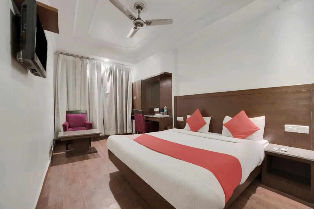OYO 29752 Hotel Copper