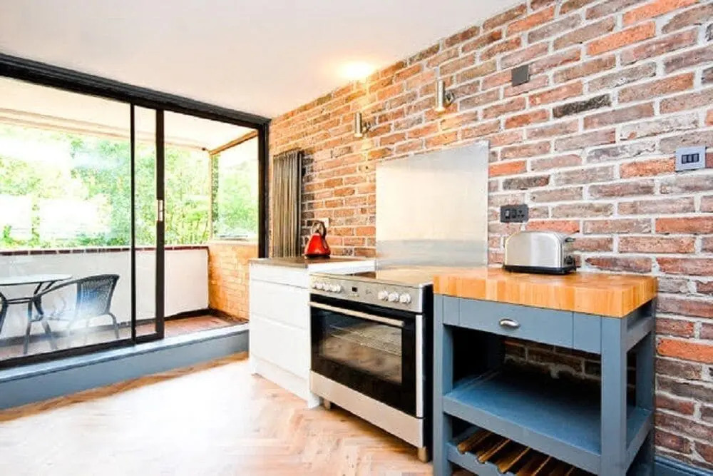 2BR Flat with stunning river views