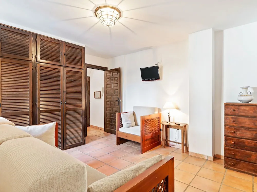 City Apartment near Alhambra