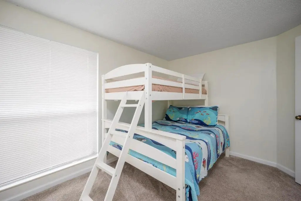 Sea Place 14164, 3 Bedrooms, Sleeps 8, Ground Floor, Pool, Tennis, WiFi