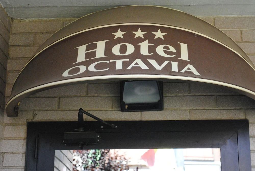 Hotel Octavia