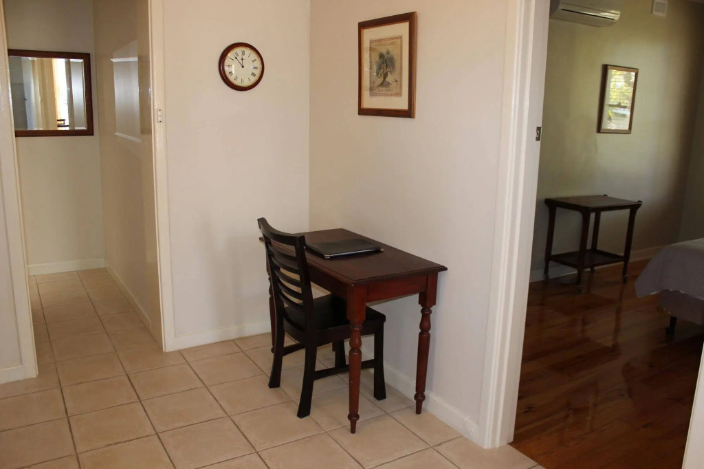 Warwick Apartment