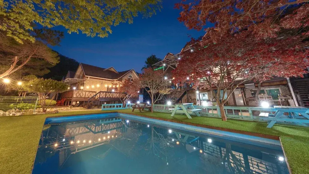 Gapeong Eoneunal Spa Pet Pension
