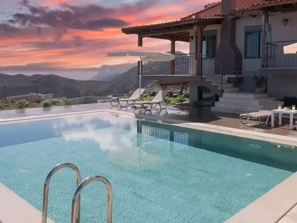 Villa Near Seaside Village With Pool